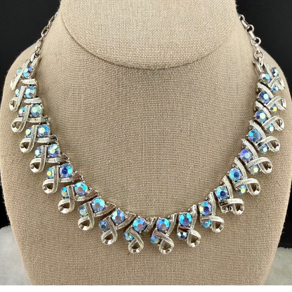 Vintage Lisner Necklace Silver Blue‎ Aurora Borealis Rhinestone Ribbon 15"